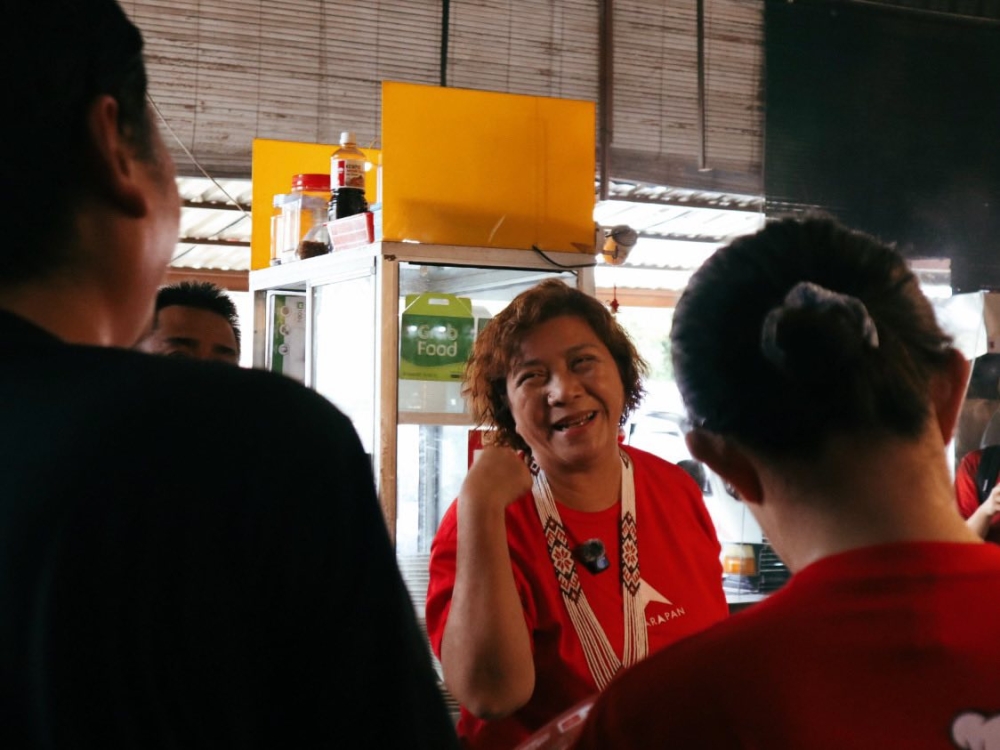 Jannie Lasimbang speaks to voters during her Kepayan campaign today. — Picture via Facebook/Jannie LasimbangJannie Lasimbang meets residents on the campaign trail as the Kepayan race intensifies. — Picture via Facebook/Jannie Lasimbang
