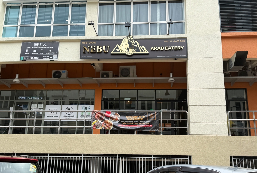 Find the restaurant at the middle of Damansara Perdana, opposite Zus Coffee. — Picture by Lee Khang Yi