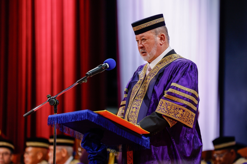 His Majesty Sultan Ibrahim, King of Malaysia delivers a speech at UiTM’s 103rd Convocation Ceremony at the university’s Chancellor’s Great Hall in Shah Alam, November 19, 2025. — Bernama pic 