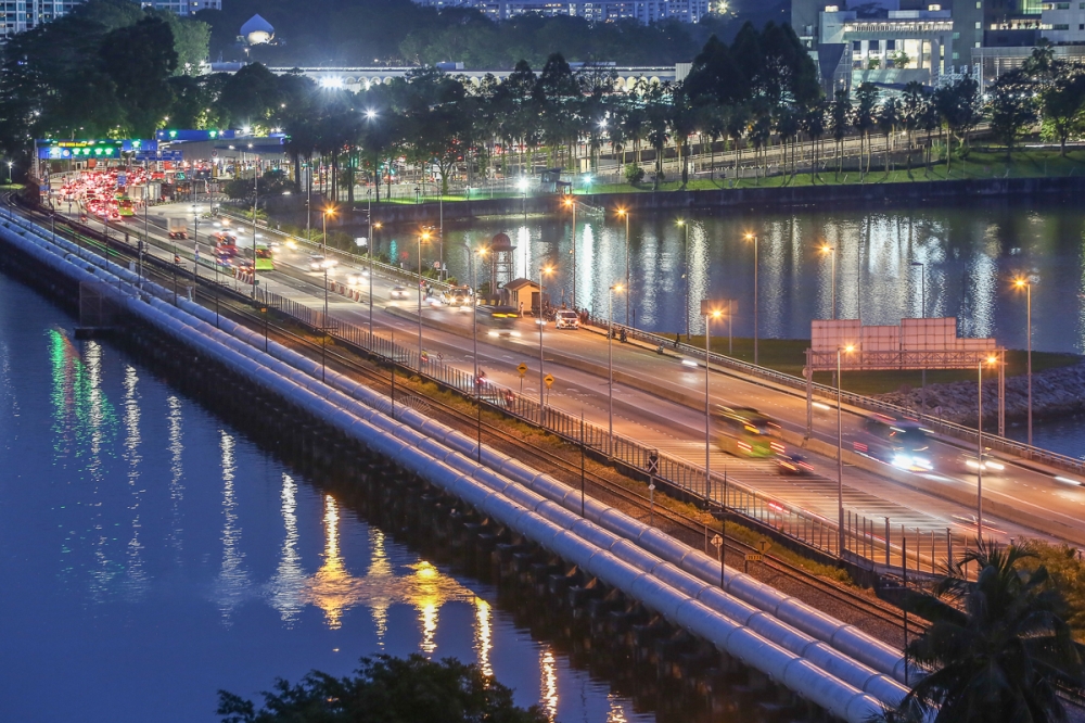 A general view shows the Johor Causeway at Johor Bahru on November 4, 2022. — Picture by Yusof Mat Isa