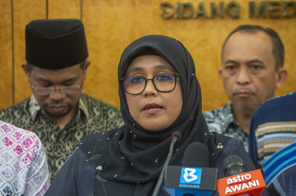 PAC wraps up probe on government vehicles, continues e-Jamin system review