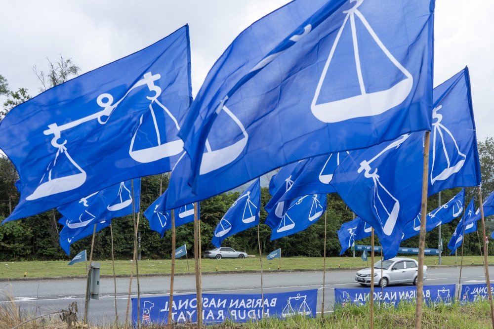 Barisan Nasional has promised to build up to 15,000 affordable homes a year under its Rumah SabahKu programme if it wins the mandate to lead Sabah, under its Rancangan Pembangunan Sabah Satu manifesto unveiled today. — Picture by Shafwan Zaidon