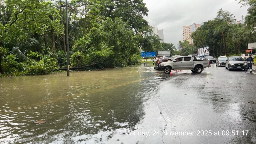 Shah Alam floods: MBSA closes roads, Rapid KL suspends three bus routes after heavy rain