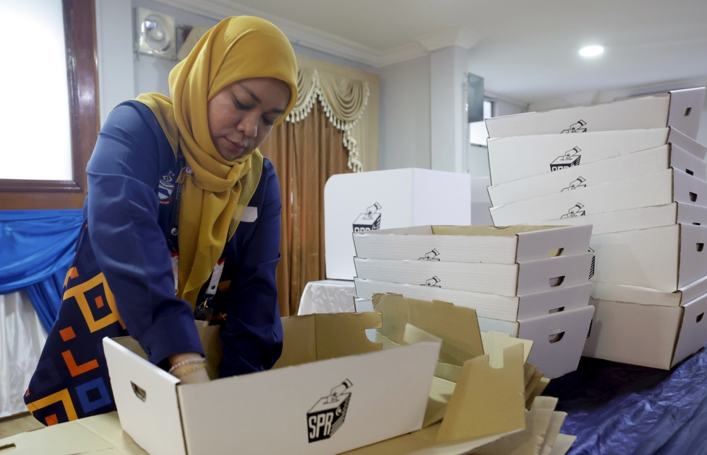 Sabah’s early voting prep ‘smooth’ as security forces ready for polls tomorrow