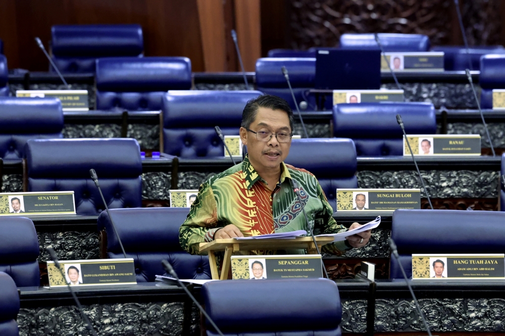 Deputy minister defends BM, History requirement for university entrance amid debate on talent loss