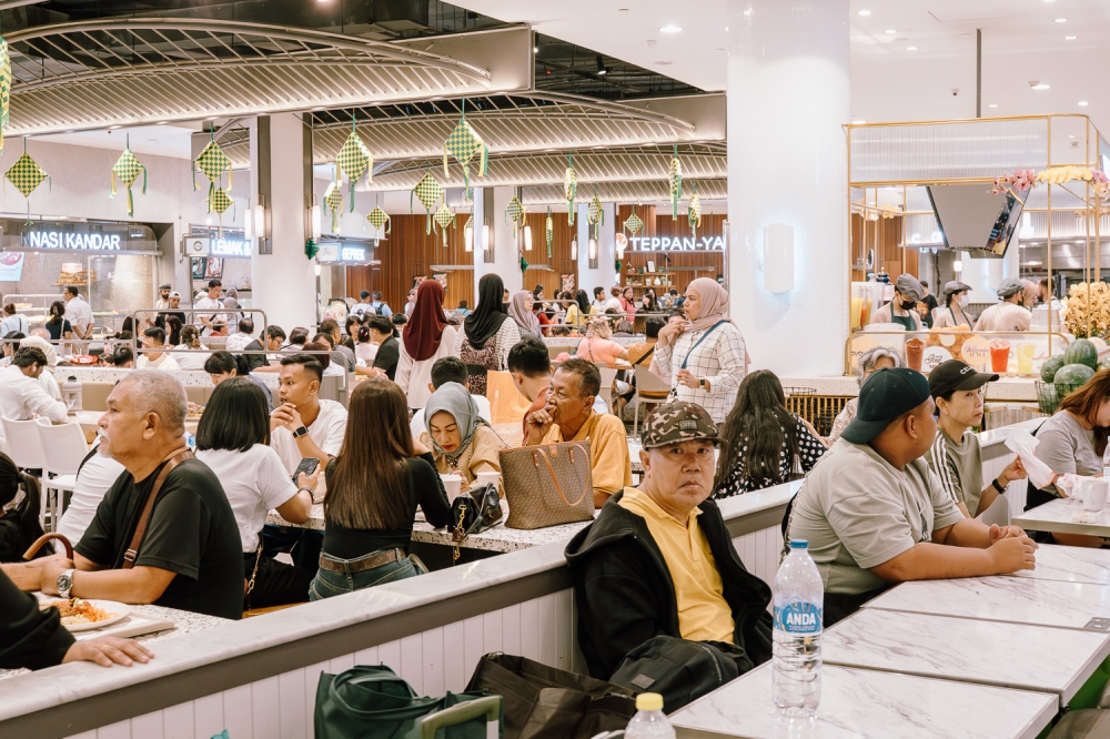 Shoppers dine at a food court in Bukit Bintang, Kuala Lumpur, on April 1, 2025. — Picture by Raymond Manuel