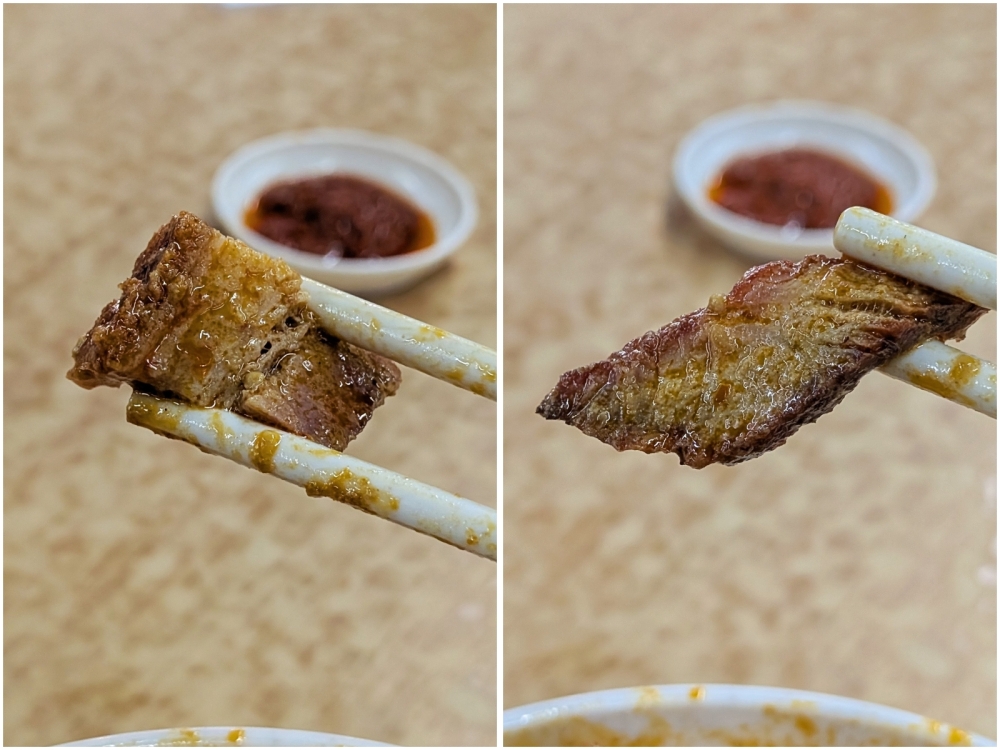 烤猪肉和“叉烧”都很相配，但后者的烟熏味特别适合浓郁的咖喱。 — 图片由刘启生拍摄