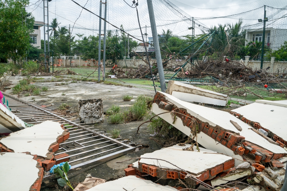Heavy rains have lashed Vietnam’s middle belt in recent weeks, flooding historic sites and popular holiday destinations and causing hundreds of millions of dollars in damage. — Anadolu via Reuters pic