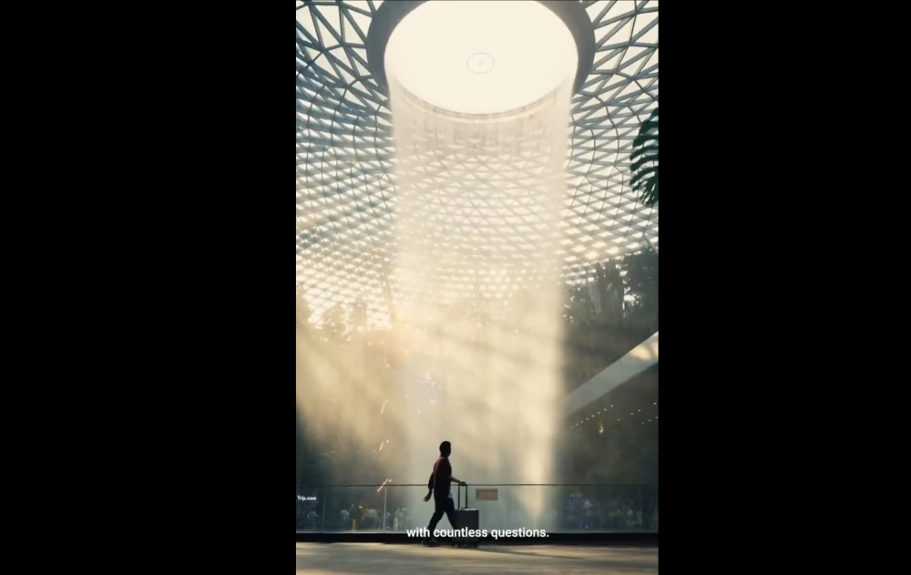 Popular Malaysian video creator makes Tourism Singapore video, gets asked ‘Tak promote Malaysia ke?’ (VIDEO)