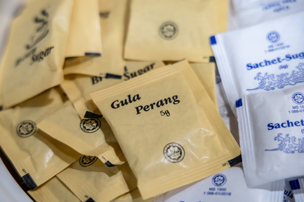 The Ministry of Health (MOH) has received RM21 million in excise duty from sugar-sweetened beverages (SSBs) for the procurement of Sodium-Glucose Transport Protein 2 (SGLT2) inhibitors, which will benefit 49,128 patients, the Dewan Rakyat was told today. — Picture by Firdaus Latif