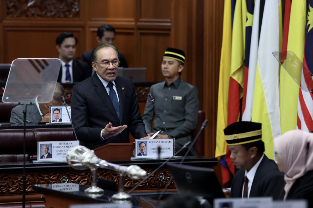 Anwar rejects World Bank’s call to raise RON95, keeps price at RM1.99 for Malaysians