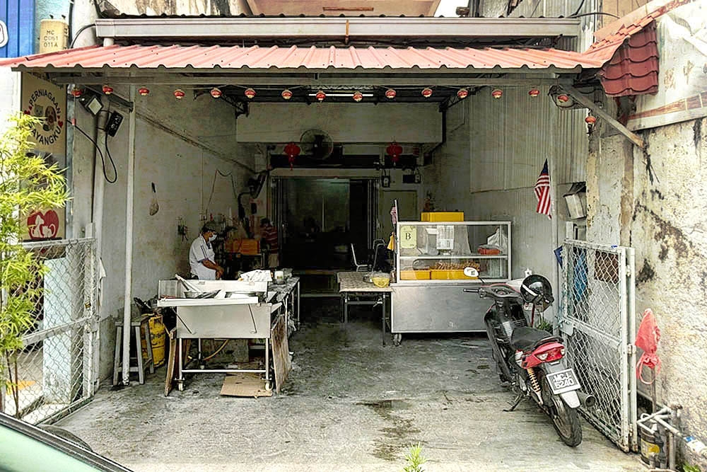 The nondescript shop along Jalan Tengkera. — Picture by CK Lim