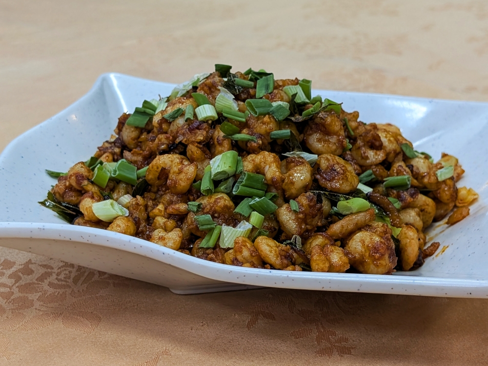 Another Teochew-style dish, these shrimp are tangy and spicy. — Picture by Ethan Lau