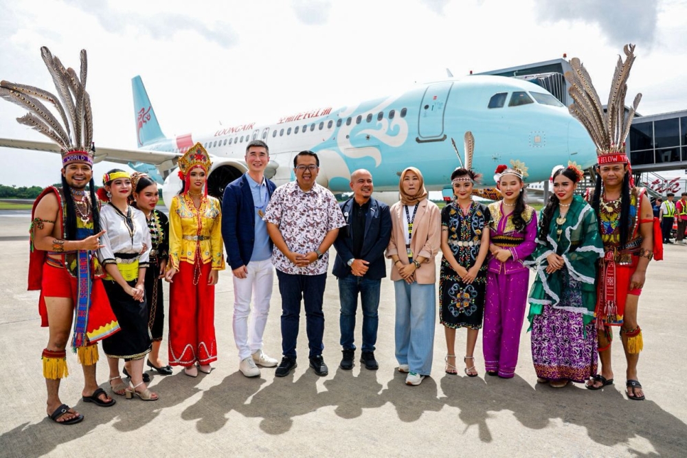 Semporna dive spots lure first international flight from China to Tawau as Loong Air lands