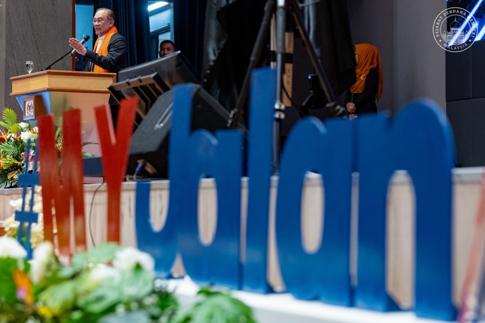 PM calls for values-driven governance, condemns rising trend of glorifying corrupt figures