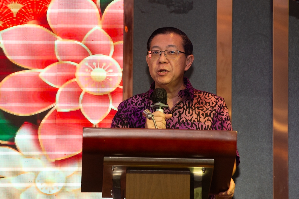 Bagan MP Lim Guan Eng has called for the repeal of Section 45F of the amended Employment Insurance System (SIP) Bill, which imposes a RM10,000 penalty on employers who fail to notify the Social Security Organisation (Perkeso) of job vacancies or new positions within seven days. —Picture By Raymond Manuel