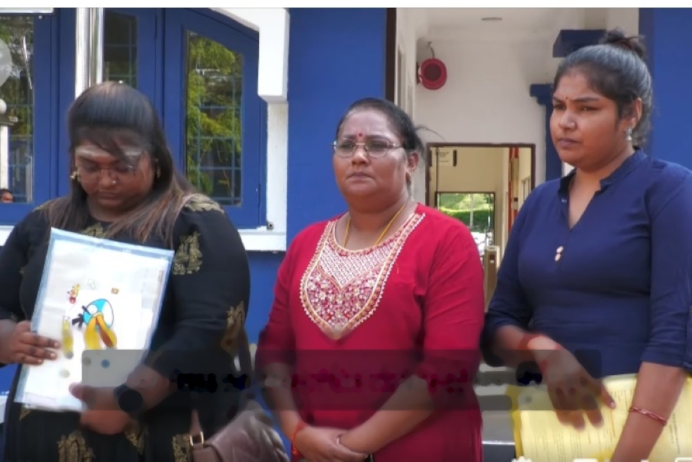 Criminal Investigation Department (CID) director Datuk M. Kumar said the relatives were at Bukit Aman at about 10.30am, where one of them handed over the device to officers for analysis. — Screengrab from Facebook/The Star 