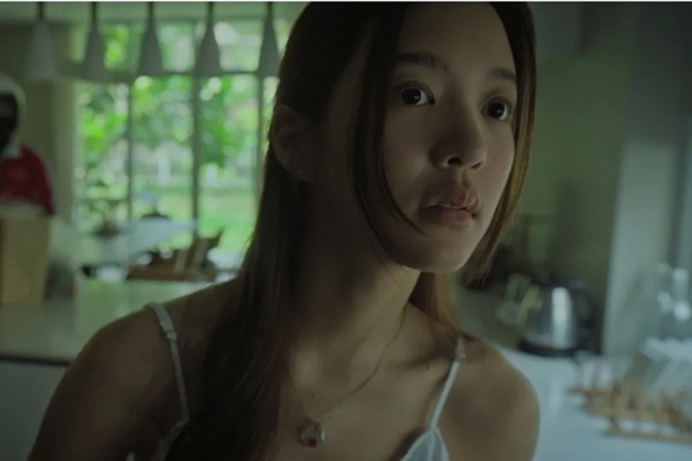 Plearnpichaya Komalarajun, known for her role in ‘OMG! Oh My Girl’, will star in ‘Delivery Man’ alongside Bhumibhat Thavornsiri and Ananda Everingham. — Picture courtesy of Night Edge Pictures