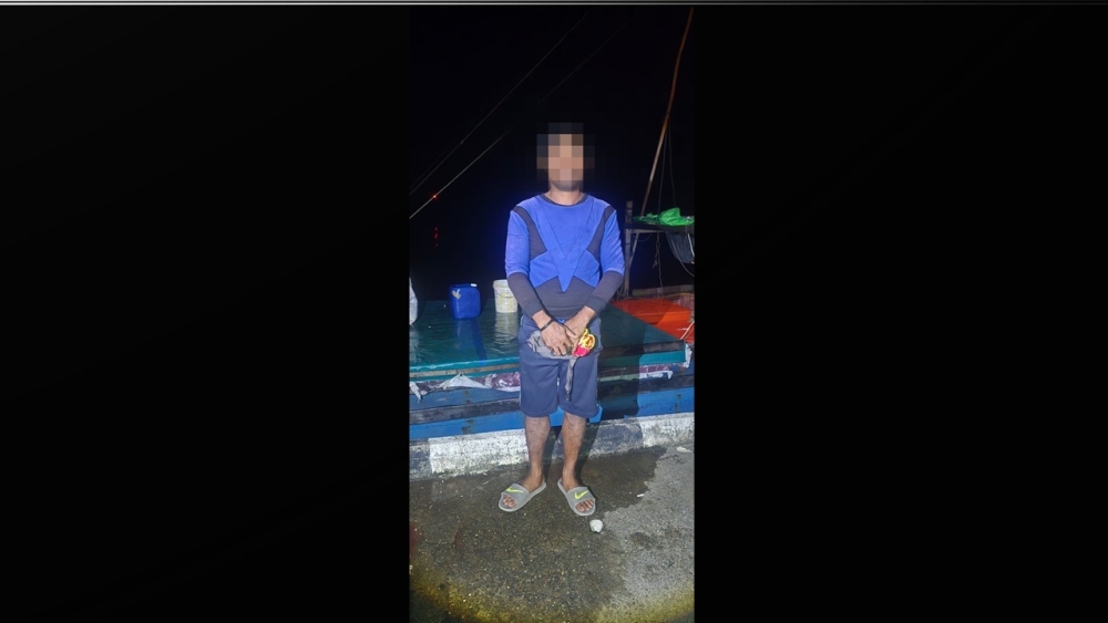 MMEA: Indonesian fishing boat captain adrift for 10 days before washing ashore in Kuching
