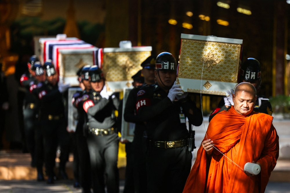 Thailand locks down border districts as fierce clashes with Cambodia escalate