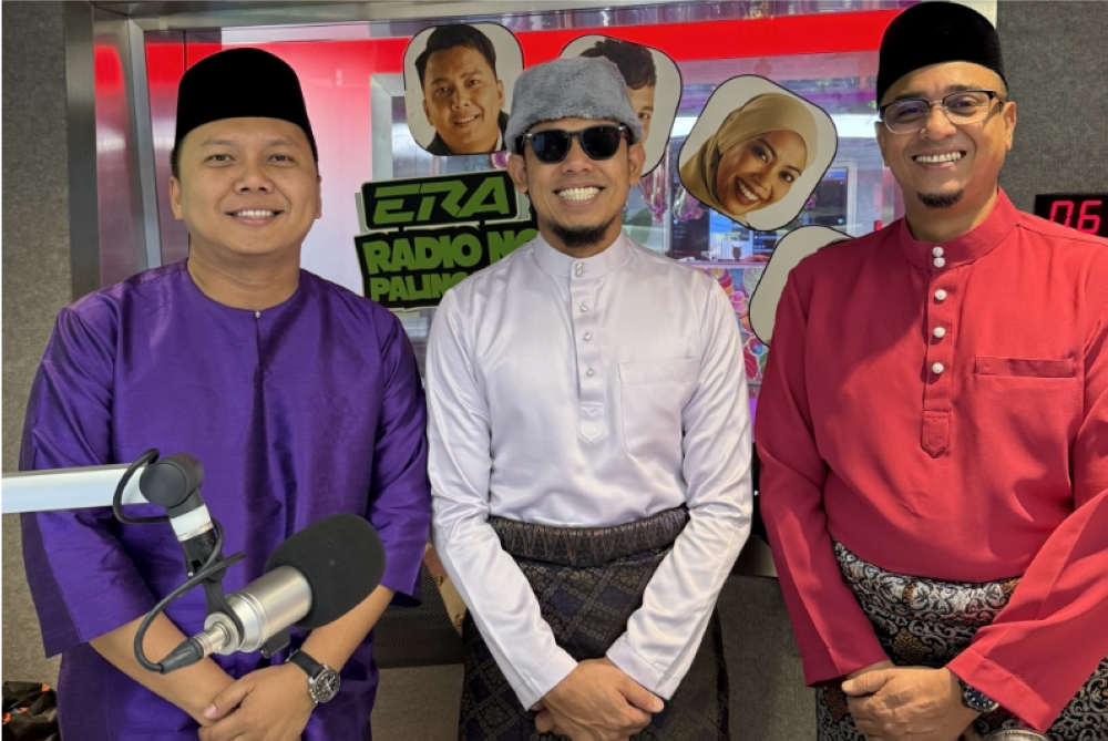 The three Pagi Era breakfast show announcers, Radin Amir Affendi Ahmad Aruani, Nabil Ahmad and Azad Jasmin, went back on duty after a short hiatus following controversy over an ‘offensive’ video. — Picture courtesy of Era FM