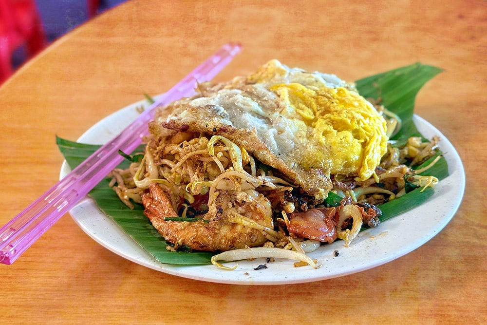 Penang 'char kway teow' at Restoran Dai Be Steam Fish Head in Taman Connaught, Cheras.