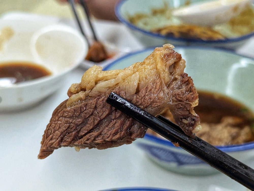 Yoong Kee is known for preparing all parts of the cow, but it is hard to resist the inside skirt, or ‘pang sar lam’ — Picture by Ethan Lau