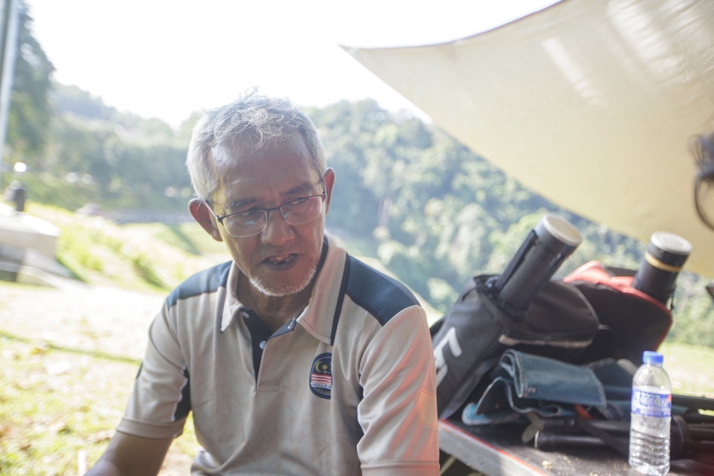 Archery event consultant Jeffri Zaiham Jamaluddin speaks to Malay Mail during the National Field Archery Championship at Panorama, Bukit Antarabangsa, Hulu Kelang, Ampang December 20, 2025. — Picture by Raymond Manuel