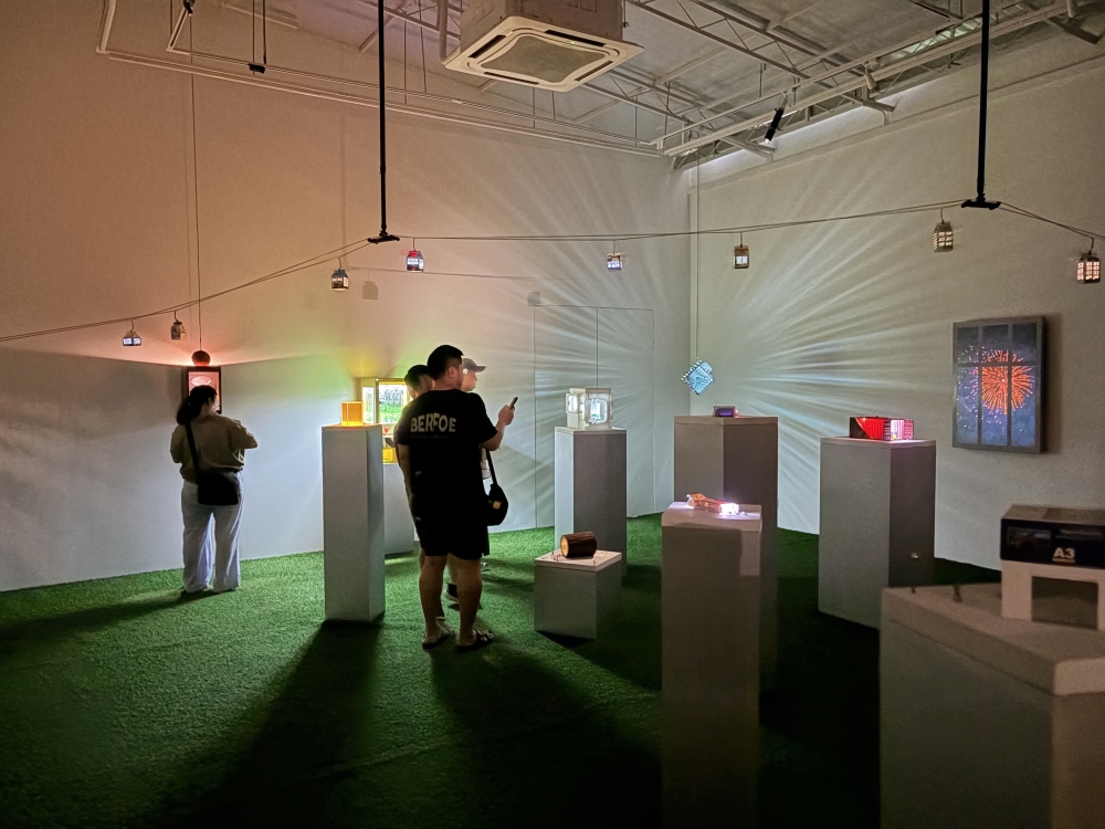 The Infinite-land (Penang) solo exhibition by Sim Chan at Blank Canvas, George Town, runs from December 7, 2025 until February 23, 2026. — Picture by Opalyn Mok