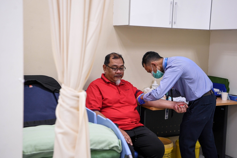 Annual Practising Certificate delays risk legal and patient safety fallout, warns health policy think tank