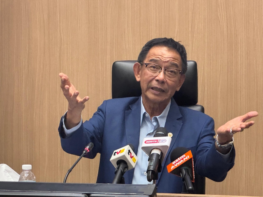 Abdul Karim said there are pros and cons to the leadership term limit. — The Borneo Post pic