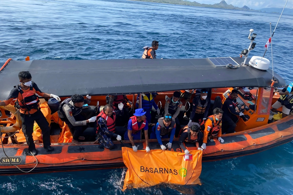 Indonesia ends search for Spanish boy after tourist boat sinking near Labuan Bajo