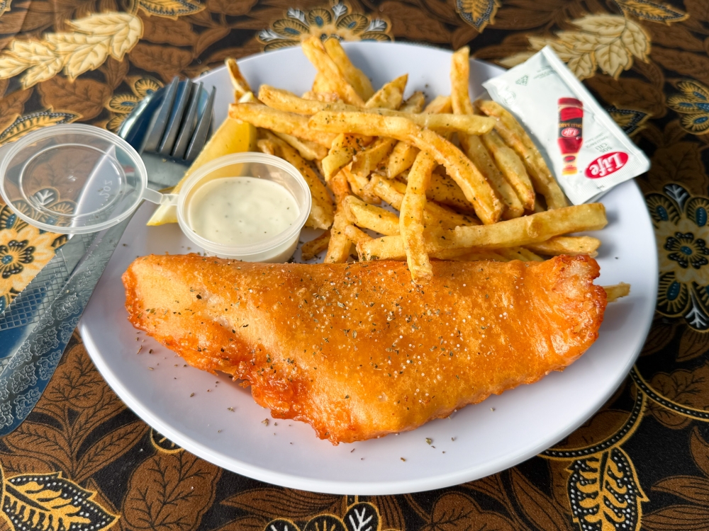 Kepong’s Wau! Fish and Chips impresses with its Down Under-inspired fish and chips using New Zealand sea perch