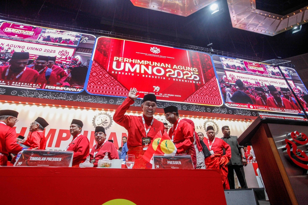 Zahid in his speech told Umno delegates that the party had survived and thrived under the current administration despite still facing resistance from certain quarters. — Picture by Sayuti Zainudin 