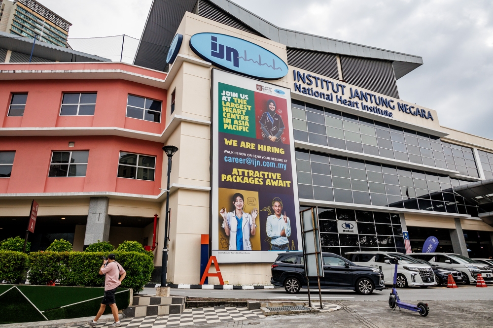 Sultan Hassanal Bolkiah of Brunei to receive medical support from Malaysia’s top heart institute. — Picture by Firdaus Latif