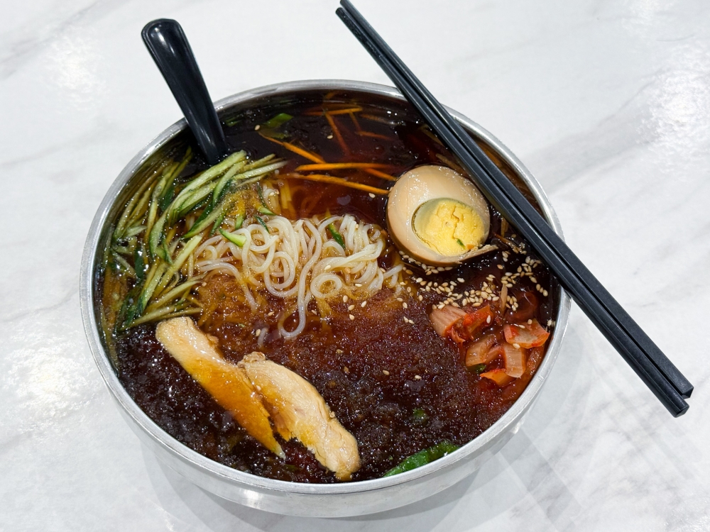 Beat that heat by slurping down this icy Korean Cold Noodles — Picture by Lee Khang Yi