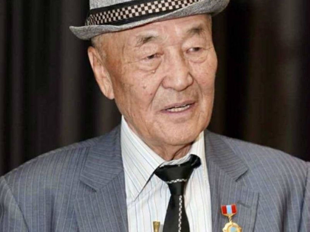 Mongolian Shaariibuu Setev, whose daughter Altantuya was murdered in 2006, said he has been waiting for an apology from the Malaysian government all the years, after the Court of Appeal absolve the Malaysian government of liability and reduce the damages awarded to the family from RM5 million to RM1.38 million on January 20, 2026. — Picture from Facebook/Shaariibuu Setev