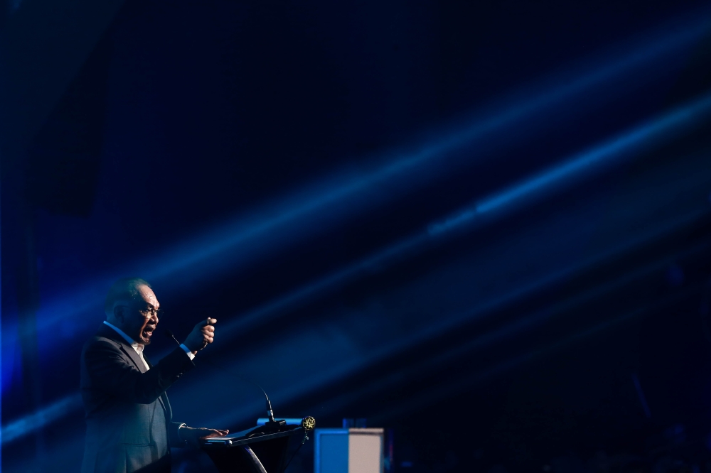 Prime Minister Datuk Seri Anwar Ibrahim speaks at the launch of the National Education Blueprint 2026-2035 at thePutrajaya International Convention Centre on January 20, 2026. — Picture by Sayuti Zainudin