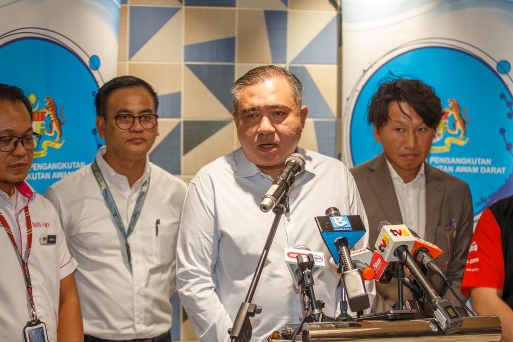 Lalaport expected to be licensed as KL–Singapore express bus hub by February, says Anthony Loke