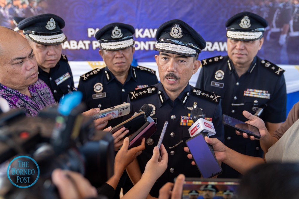 Sarawak police commissioner Datuk Mohamad Zainal Abdullah says no foreign DNA was detected on the weapon used in the Sri Aman couple’s deaths. — The Borneo Post pic