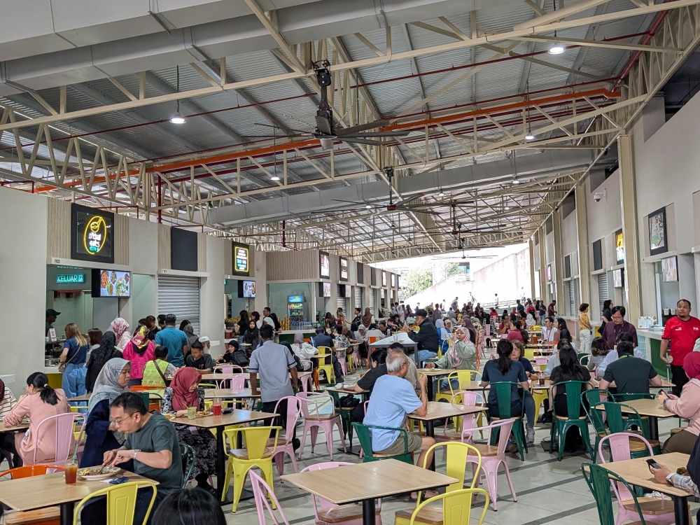 The upgrades make Uptown Eats very comfortable to sit at. — Picture by Ethan Lau