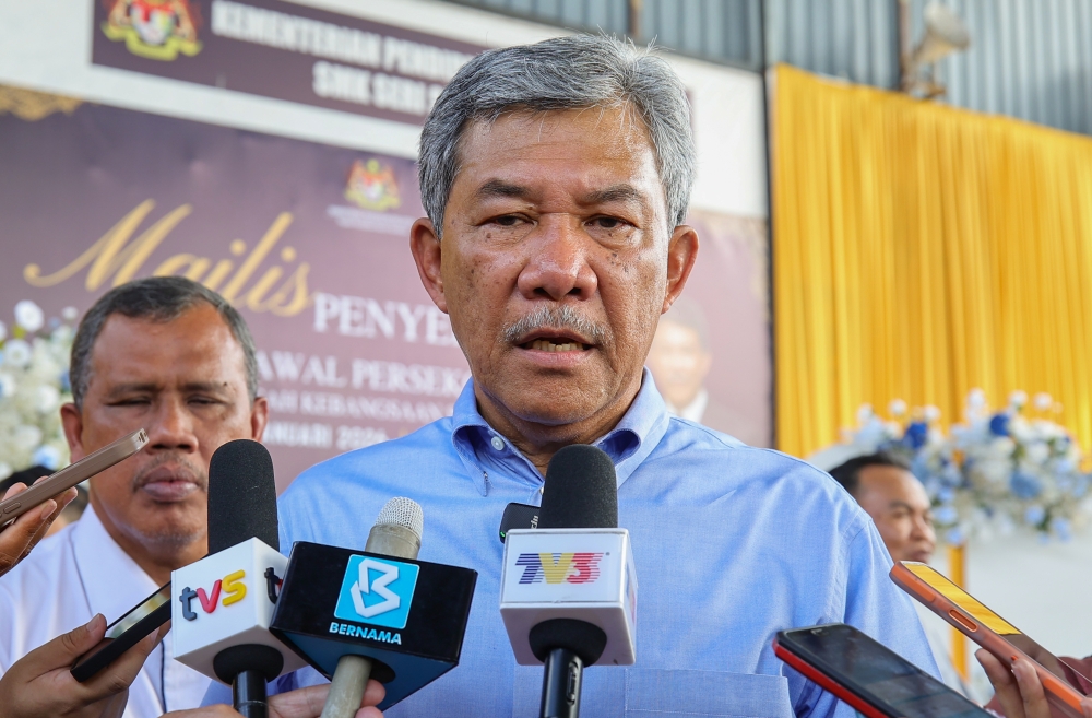 Border talks ongoing, foreign minister says amid claims of Malaysia land handover to Indonesia