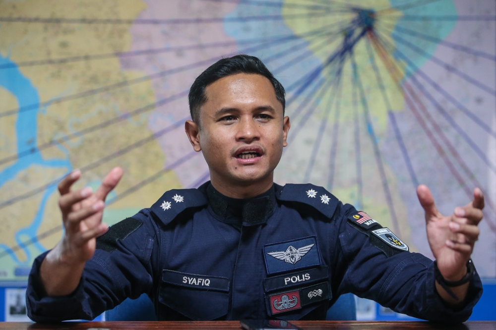 Inspector Muhammad Syafiq Zakaria, who formerly served at the bomb disposal unit in Perlis, is currently an armament inspector in CBRNE. — Picture by Yusof Isa