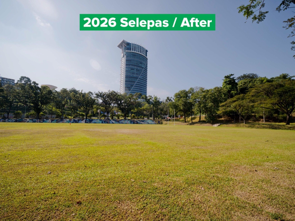 An undated photograph shows Padang Merbok without the barriers previously used to cordon off the park. — DBKL pic