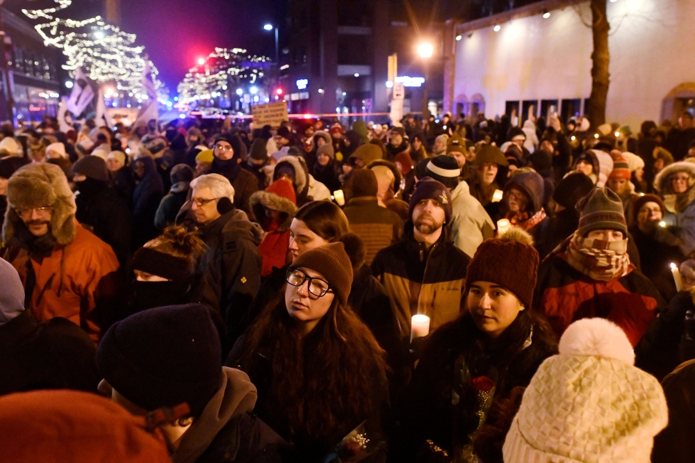 Border czar Tom Homan to lead Minneapolis crackdown after federal agents placed on leave