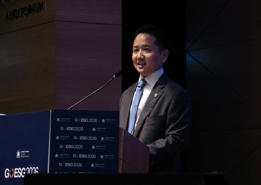 Environment minister vows support for MACC as e-waste investigation widens