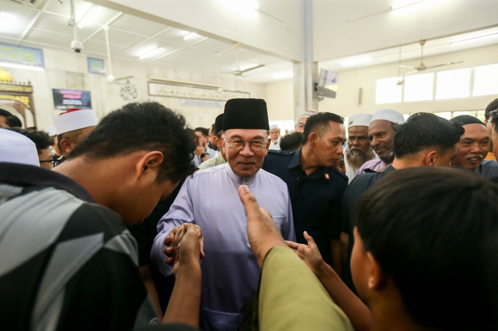 Anwar: Opposition must be accountable, can’t just be free to spread lies