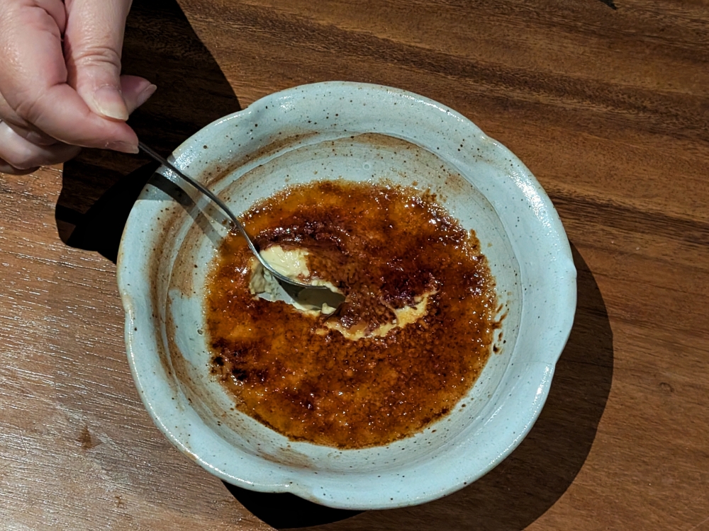  It doesn’t get more French than a good crème brûlée. — Picture by Ethan Lau 