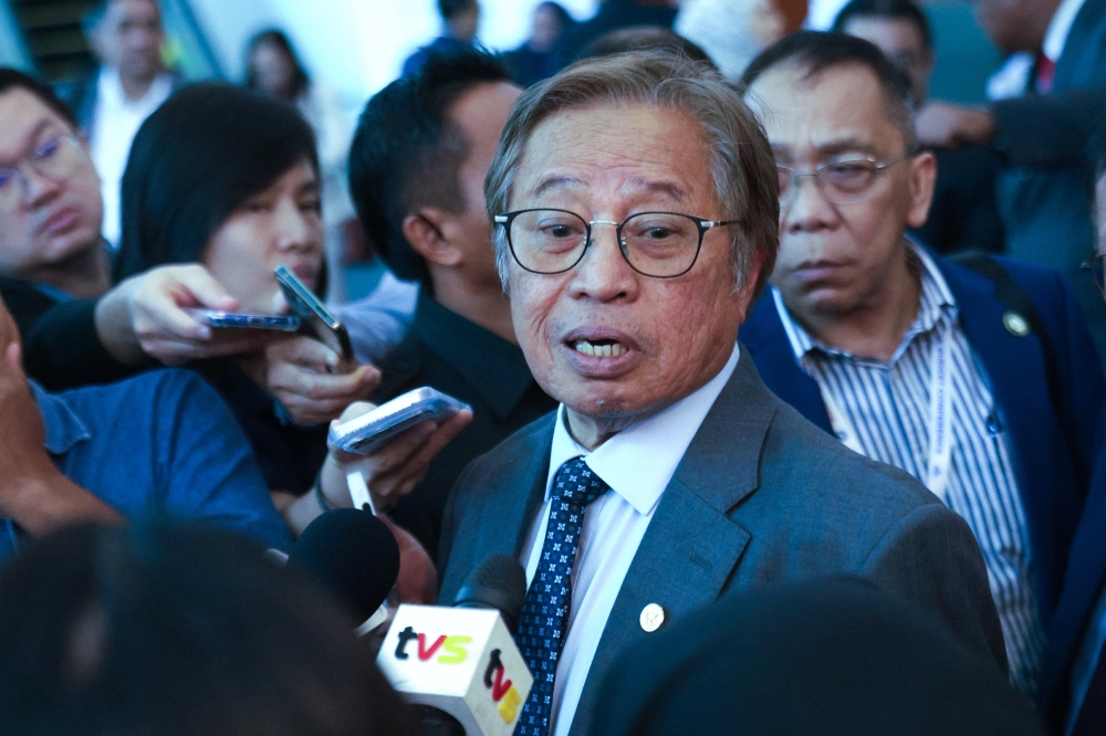 阿邦佐哈里表示，婆罗洲航空愿意就公务员票证进行谈判