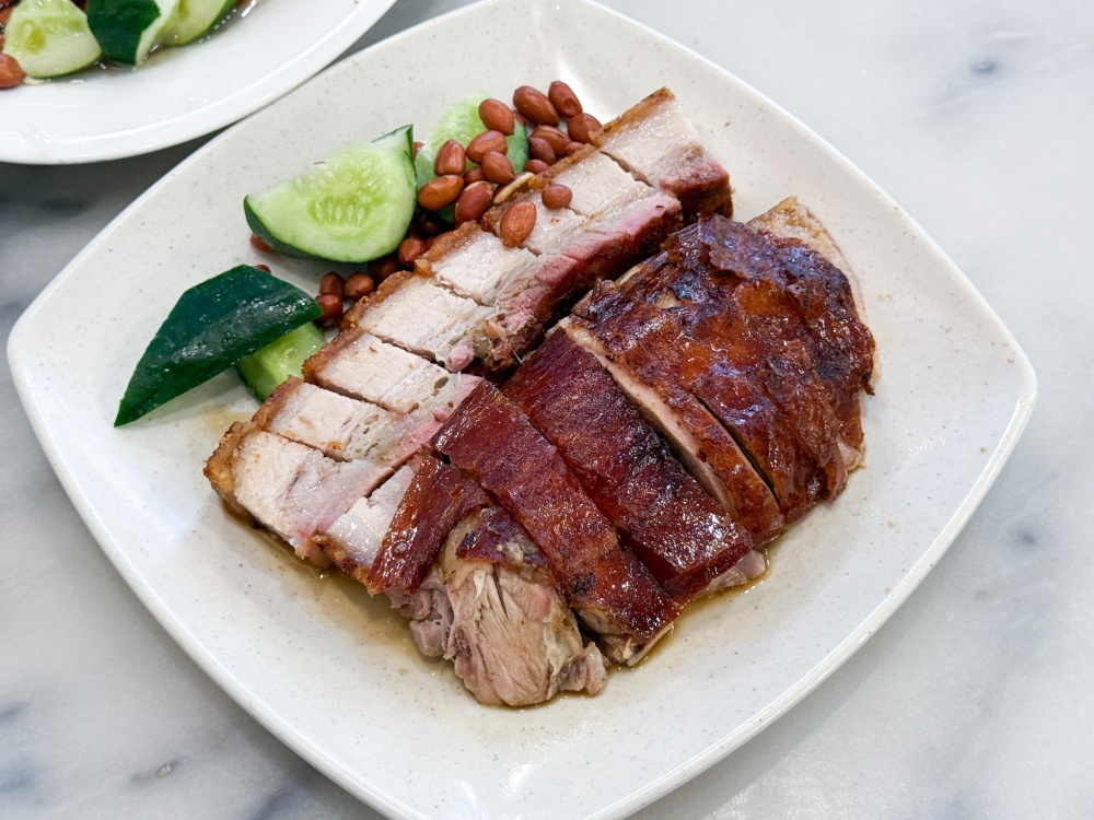 BBQ 2 Combination with Roasted Duck and Crispy Roasted Pork was a great choice with juicy, tender duck meat. — Picture by Lee Khang Yi